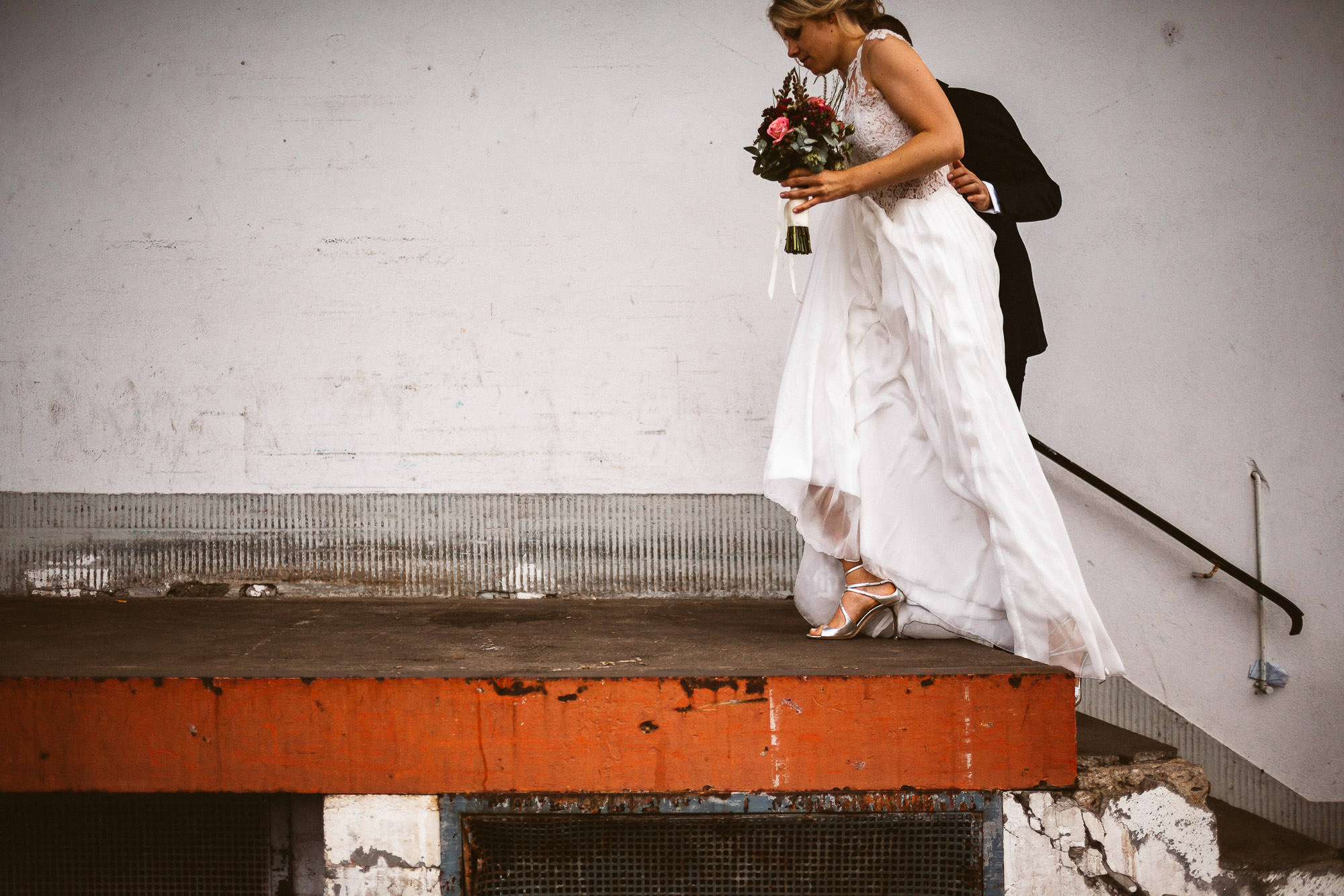 Als Hochzeitsfotograf Köln haben wir tolle Hochzeitsbilder in der alten Versteigerungshalle gemacht.