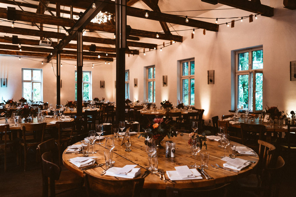 Als Hochzeitsfotograf Düsseldorf waren wir in der Location Auermühle.